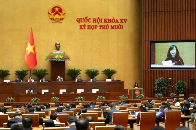 Tăng mức đóng bảo hiểm y tế từ 2027 để tiến tới miễn viện phí toàn dân