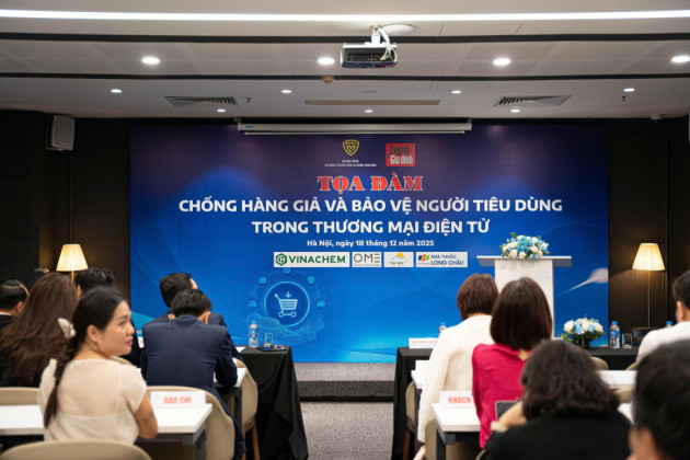 Doanh nghiệp đồng hành cùng cơ quan quản lý trong cuộc chiến chống hàng giả trên thương mại điện tử