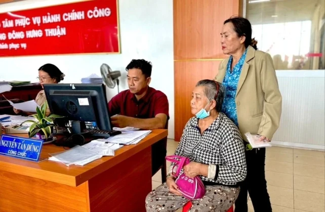 Đề xuất người 60 tuổi nhận trợ cấp hưu trí xã hội 500.000 đồng/tháng thay vì 75 tuổi