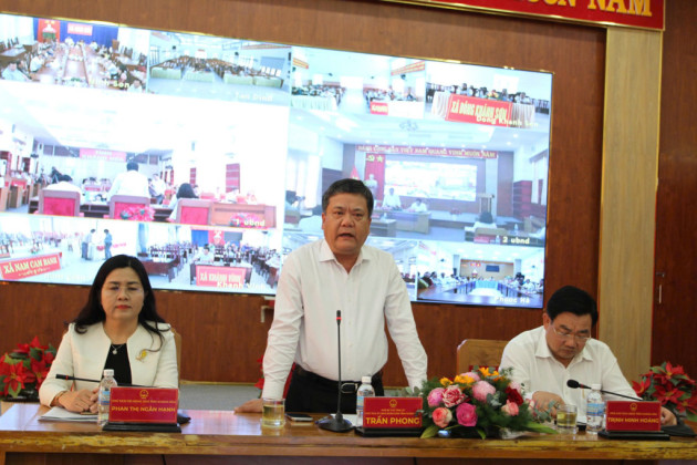 Lãnh đạo UBND tỉnh Khánh Hòa đối thoại với cán bộ, hội viên nông dân năm 2025