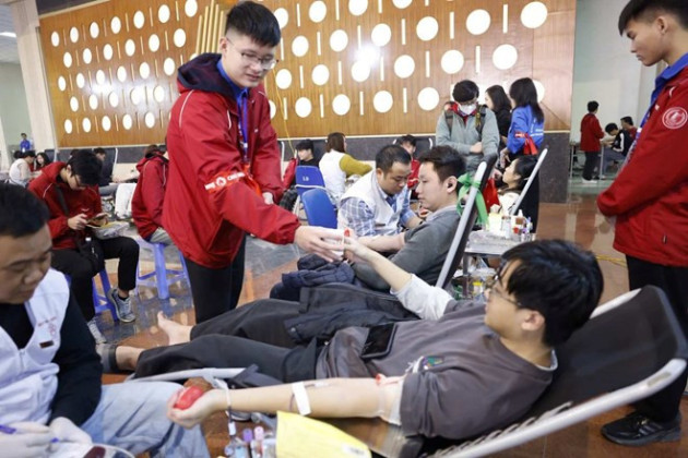 Cận Tết thiếu máu điều trị, Chủ Nhật Đỏ 2026 lan tỏa nghĩa cử nhân ái