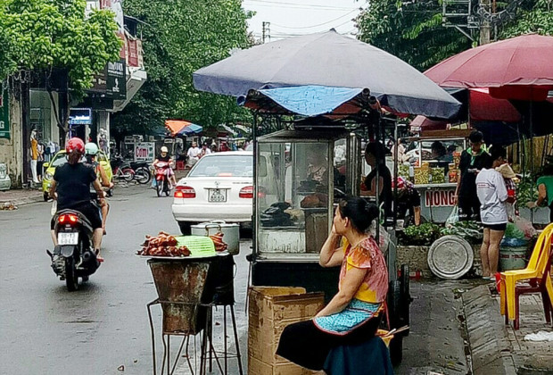 Ngành y tế Cà Mau khuyến cáo về nguy cơ tiềm ẩn sau những món ăn “hấp dẫn” trước cổng trường