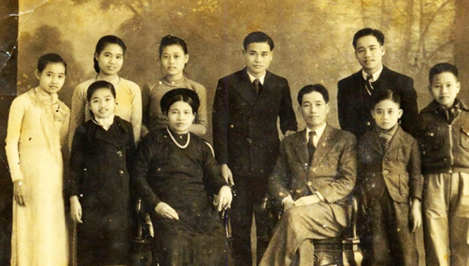 Một gia đình trí thức “Hổ phụ sinh hổ tử”: Bố là Giáo sư huyền thoại, 8 người con đều cống hiến cho Tổ quốc