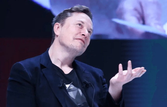 Elon Musk không còn là "tỷ phú nghìn tỷ USD": Tài sản giảm một nửa sau biến động của SpaceX và Tesla